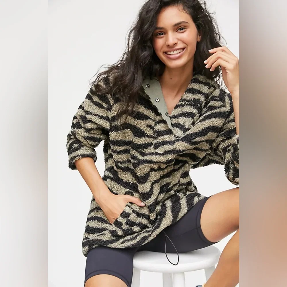 Anthropologie Varley Pullover Jacket - Picture 4 of 14